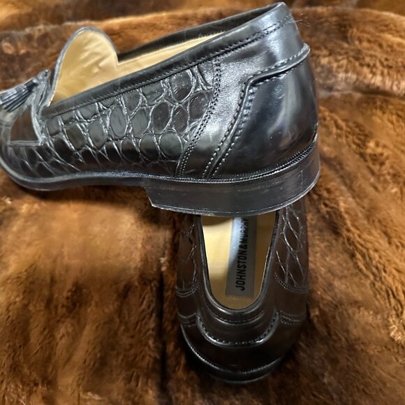 Men\'s loafer *Johnston & Murphy* size 12  OFFER 4 PAIR $125 PRICE DROP TODAY! main image 11